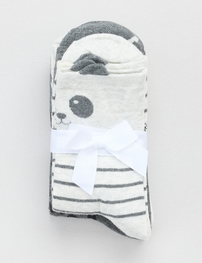 Laid Goods Front View