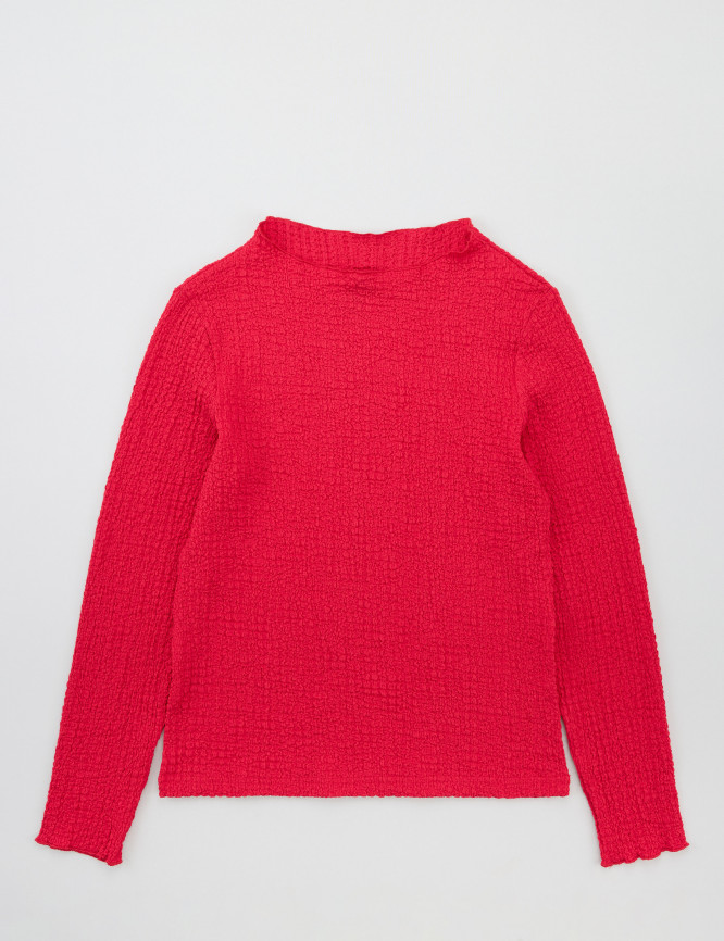 Laid Goods Front View