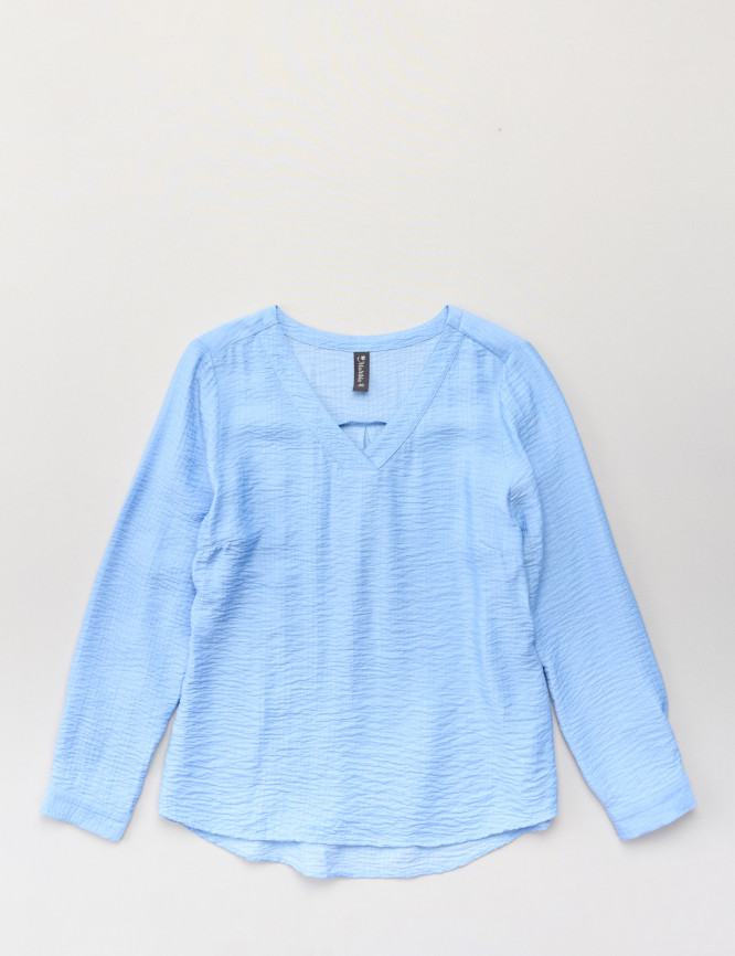 Laid Goods Front View