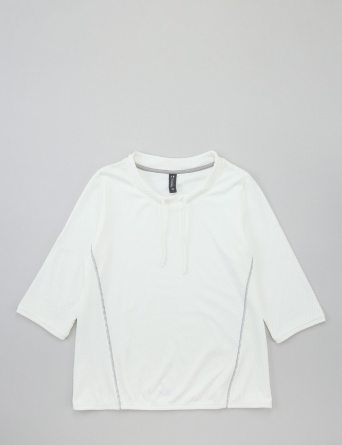 Laid Goods Front View