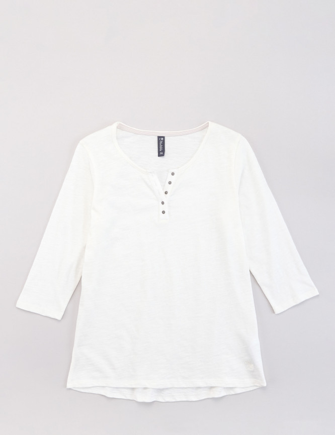 Laid Goods Front View