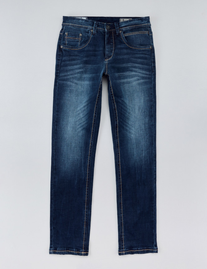 Laid Goods Front View