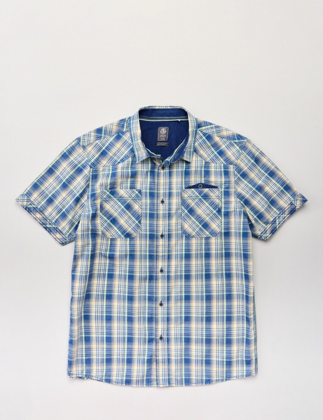 Laid Goods Front View