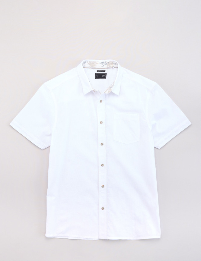 Laid Goods Front View