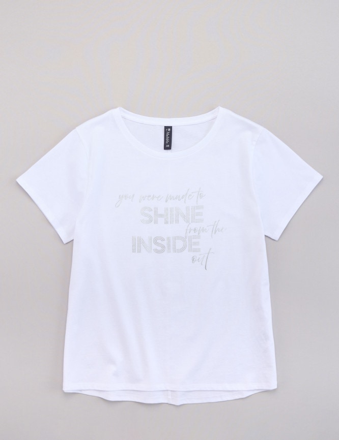 Laid Goods Front View