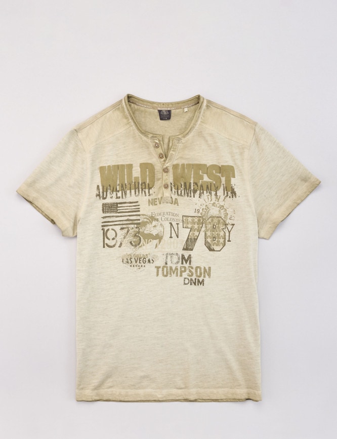 Laid Goods Front View