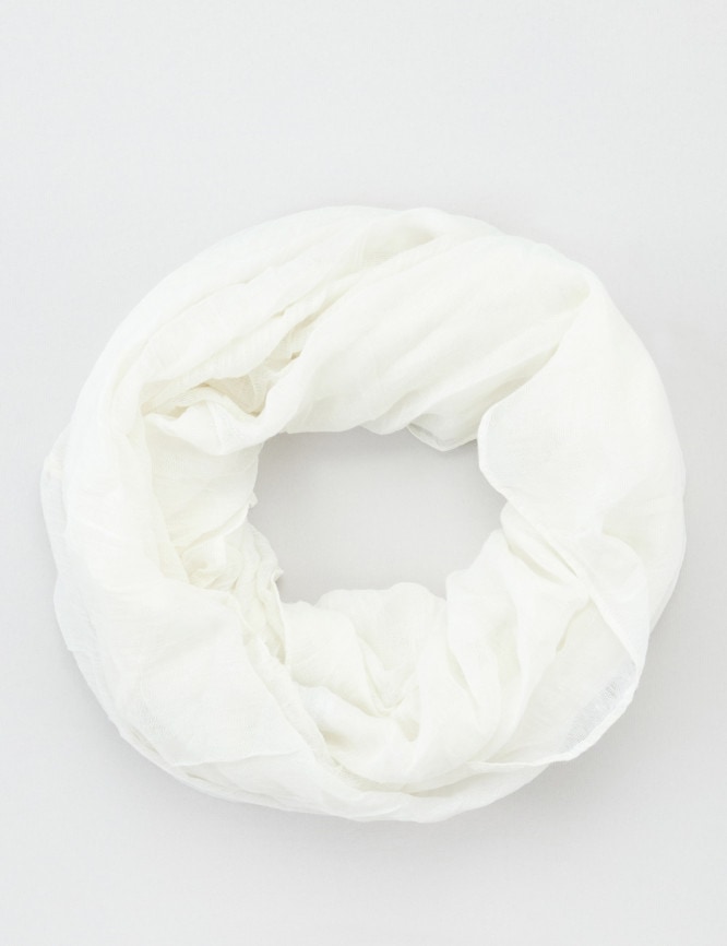 Laid Goods Front View