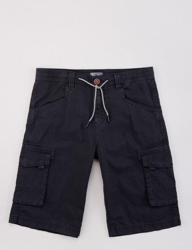 Laid Goods Front View