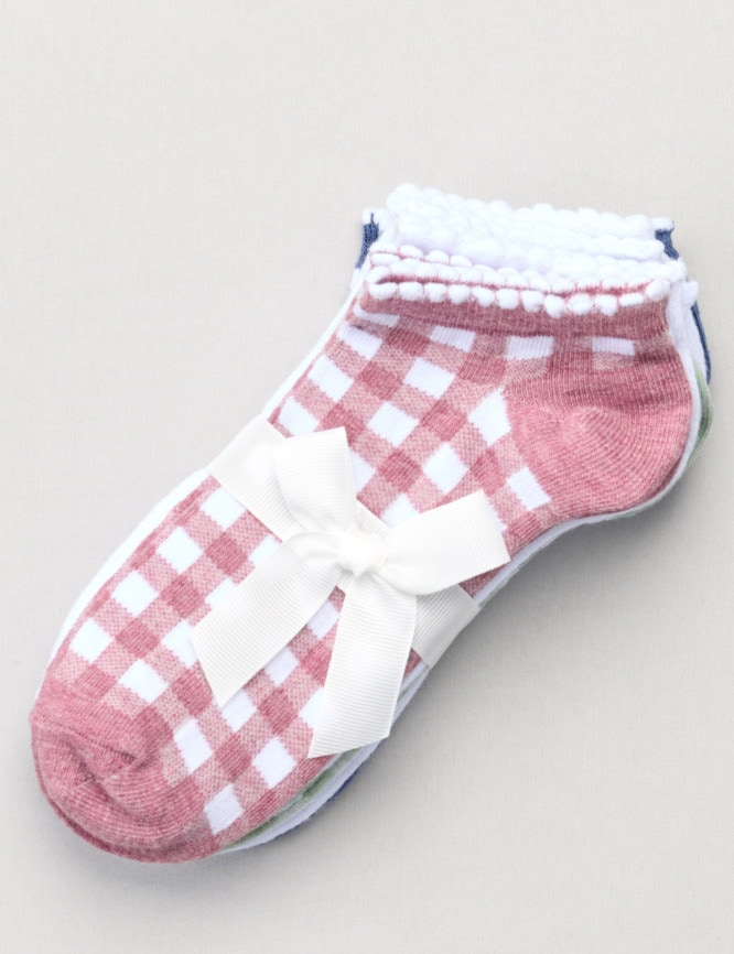 Laid Goods Front View