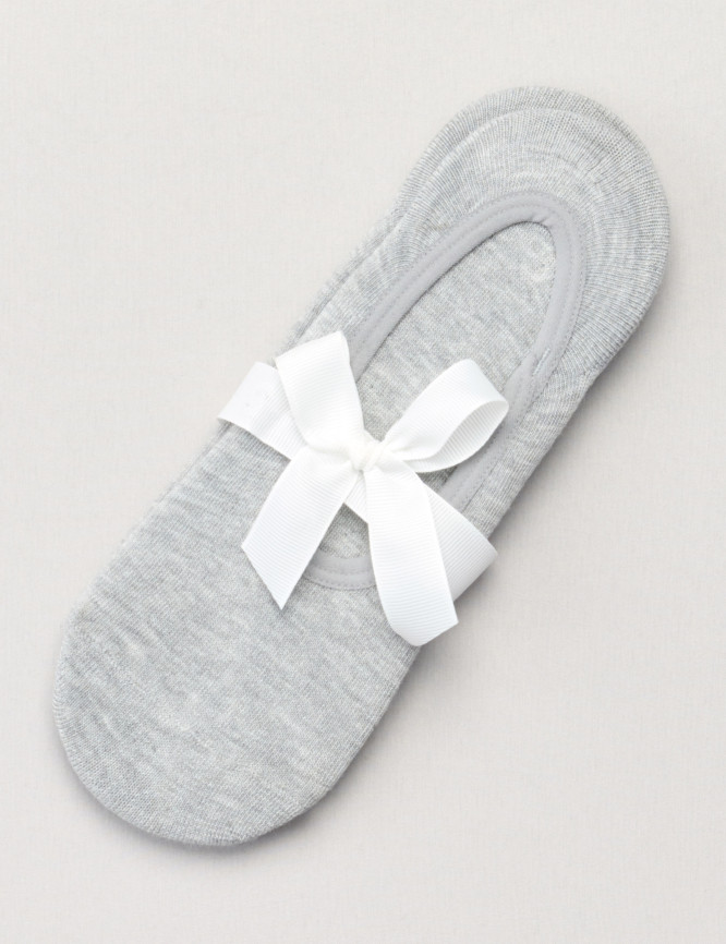 Laid Goods Front View