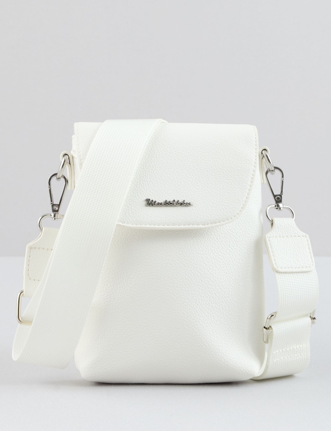 Laid Goods Front View