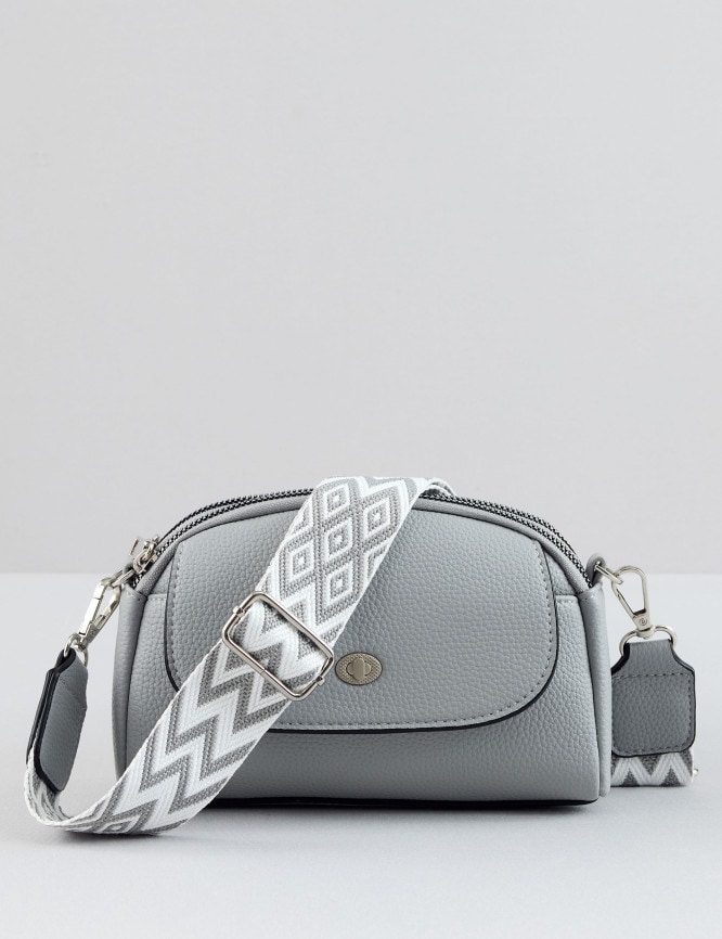 Laid Goods Front View