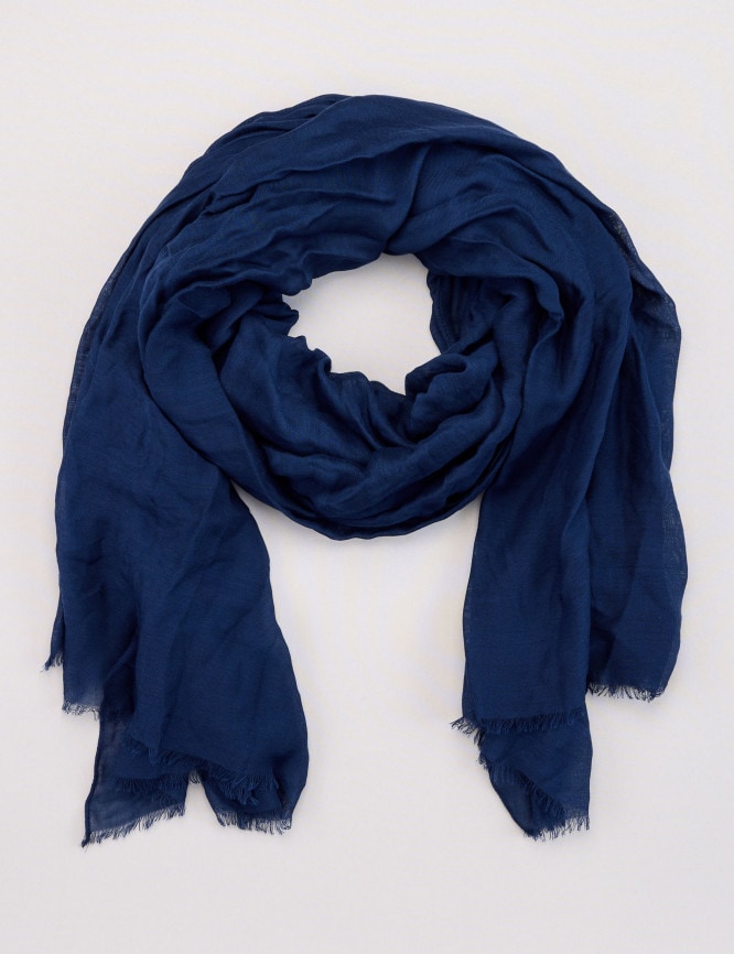 Laid Goods Front View