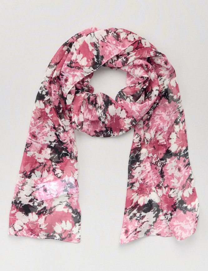 Laid Goods Front View