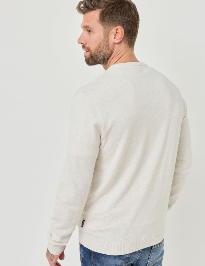 Model Back View