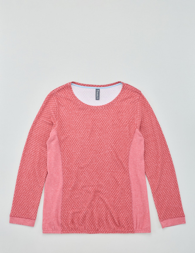 Laid Goods Front View