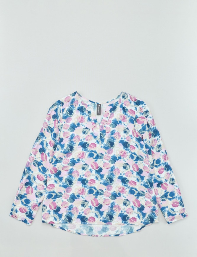 Laid Goods Front View