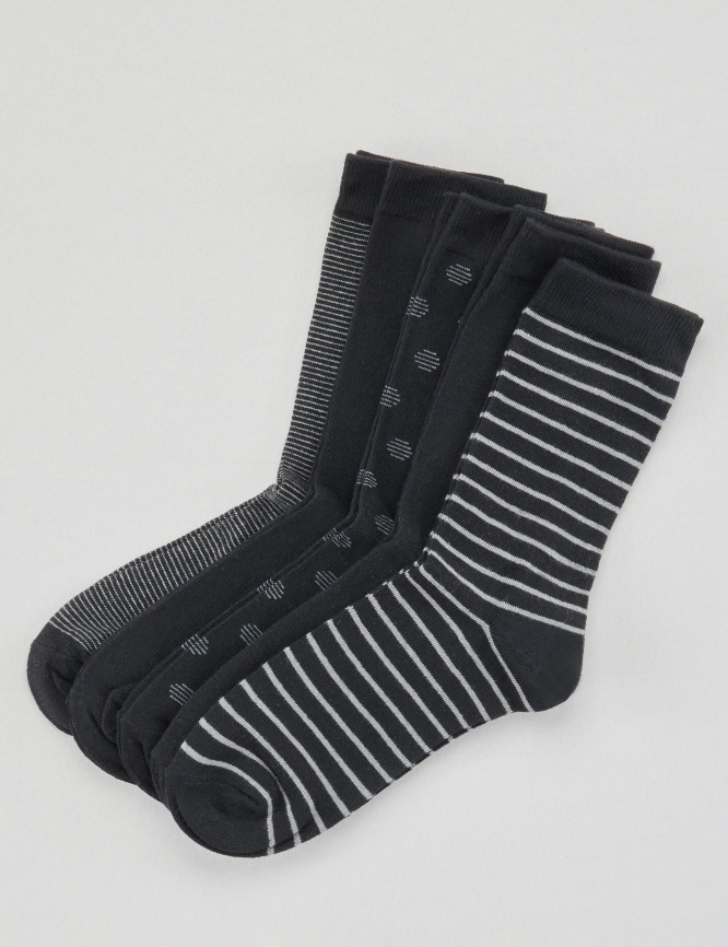 Laid Goods Front View