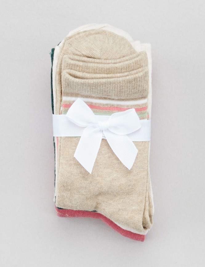 Laid Goods Front View