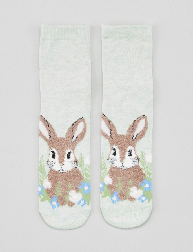 Laid Goods Front View