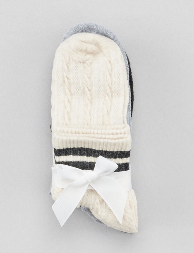 Laid Goods Front View