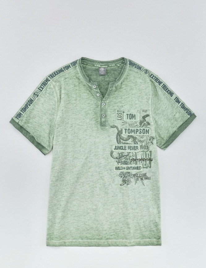 Laid Goods Front View