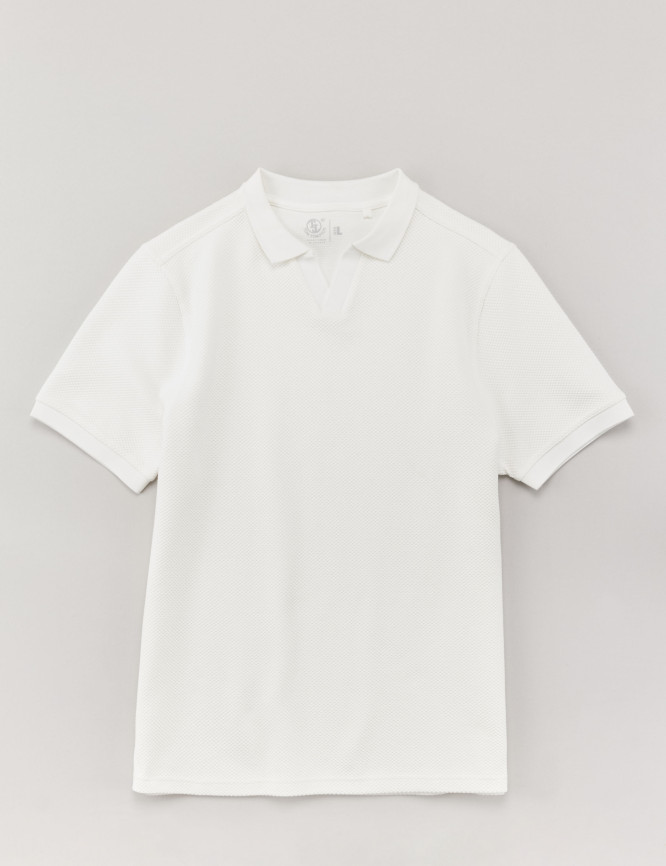 Laid Goods Front View