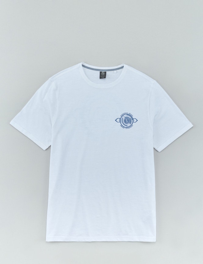 Laid Goods Front View