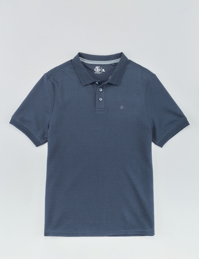 Laid Goods Front View