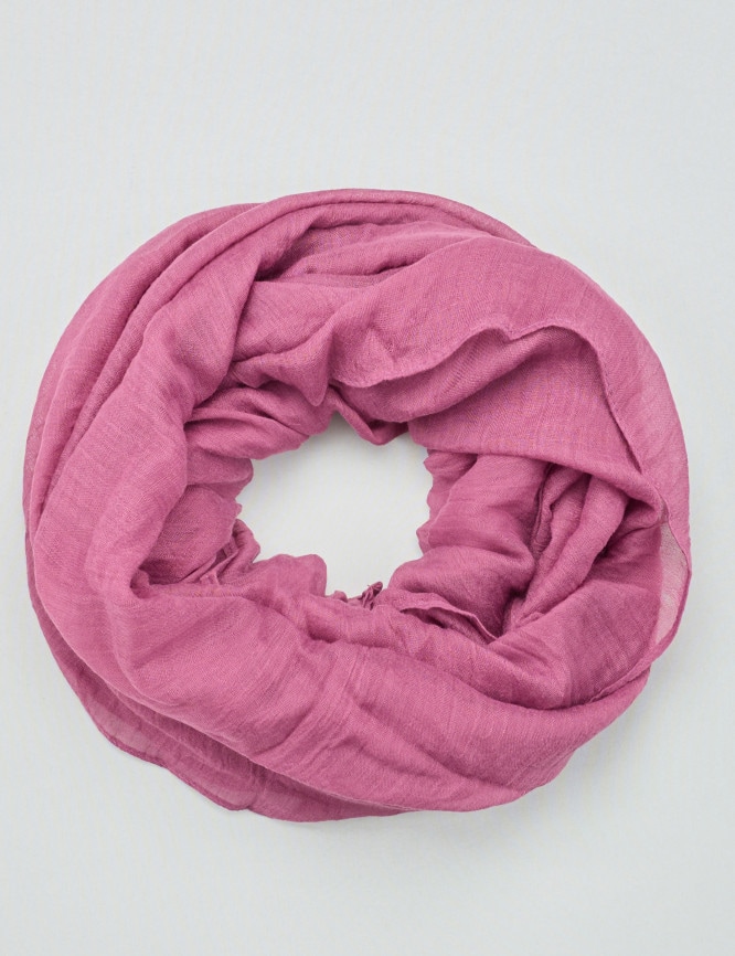 Laid Goods Front View