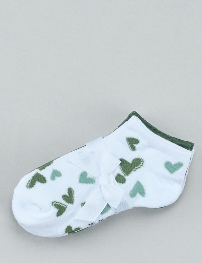 Laid Goods Front View