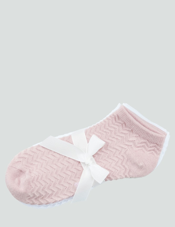 Laid Goods Front View