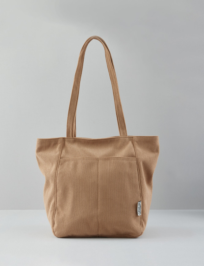 Laid Goods Front View