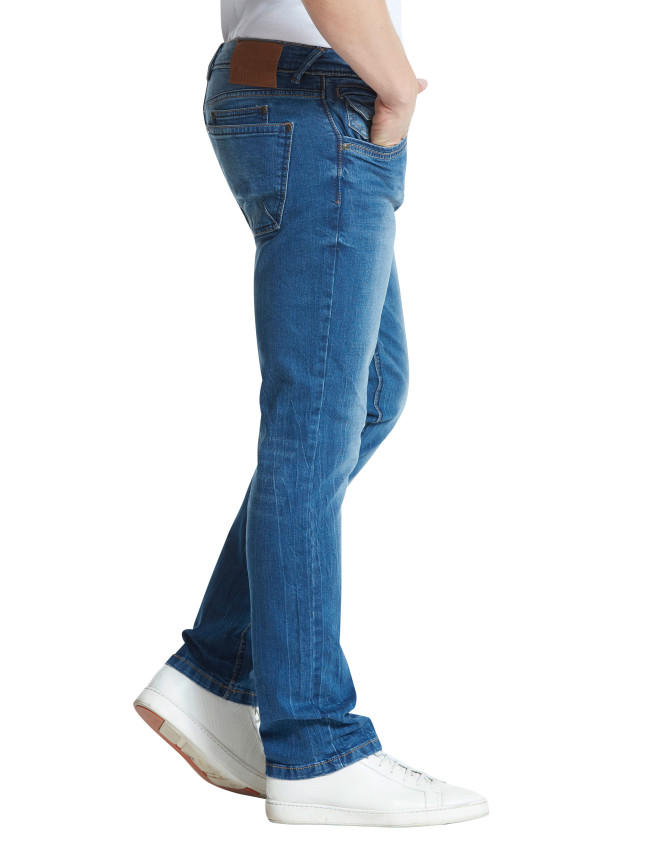 Model Back View