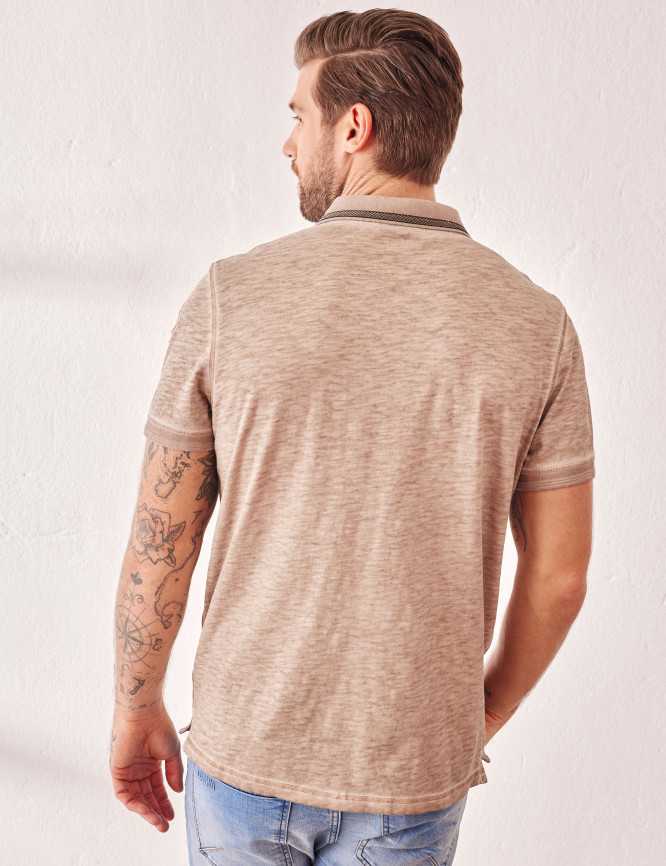 Model Back View
