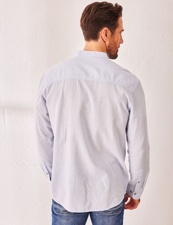 Model Back View