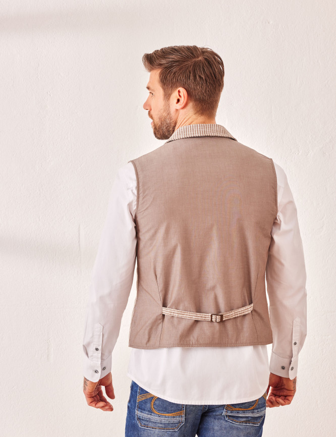 Model Back View