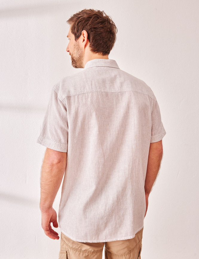 Model Back View