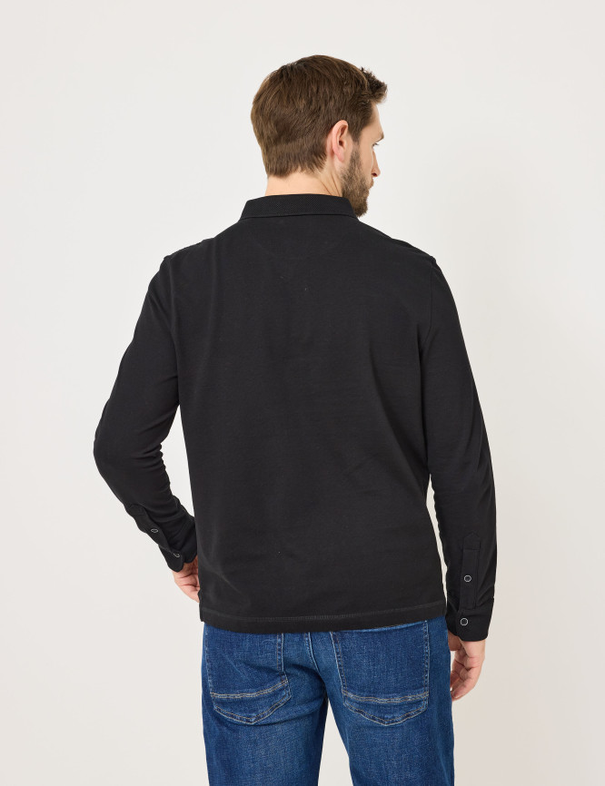 Model Back View