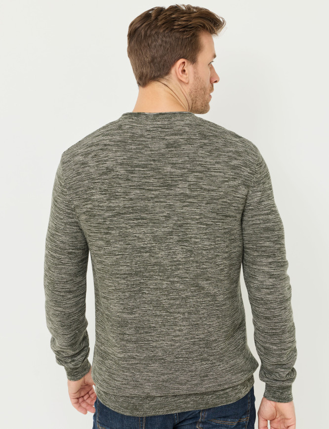 Model Back View